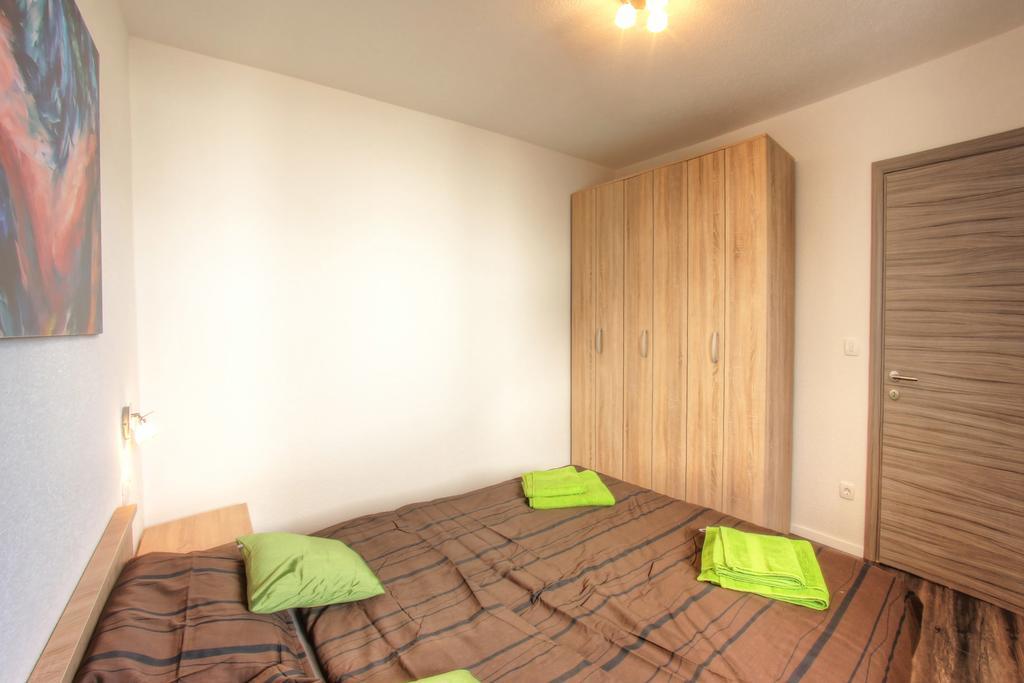 Apartments Nebuloza Ровінь Екстер'єр фото